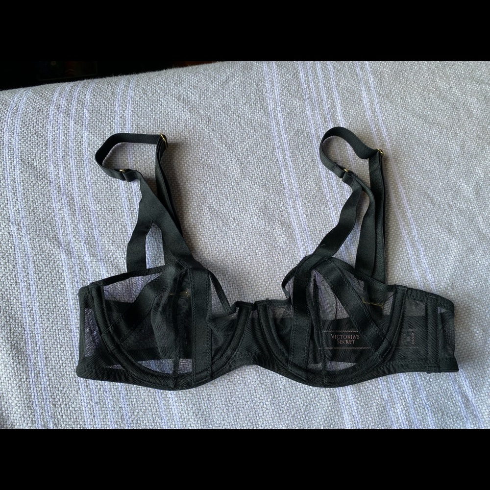 victorias secret lingerie bralette